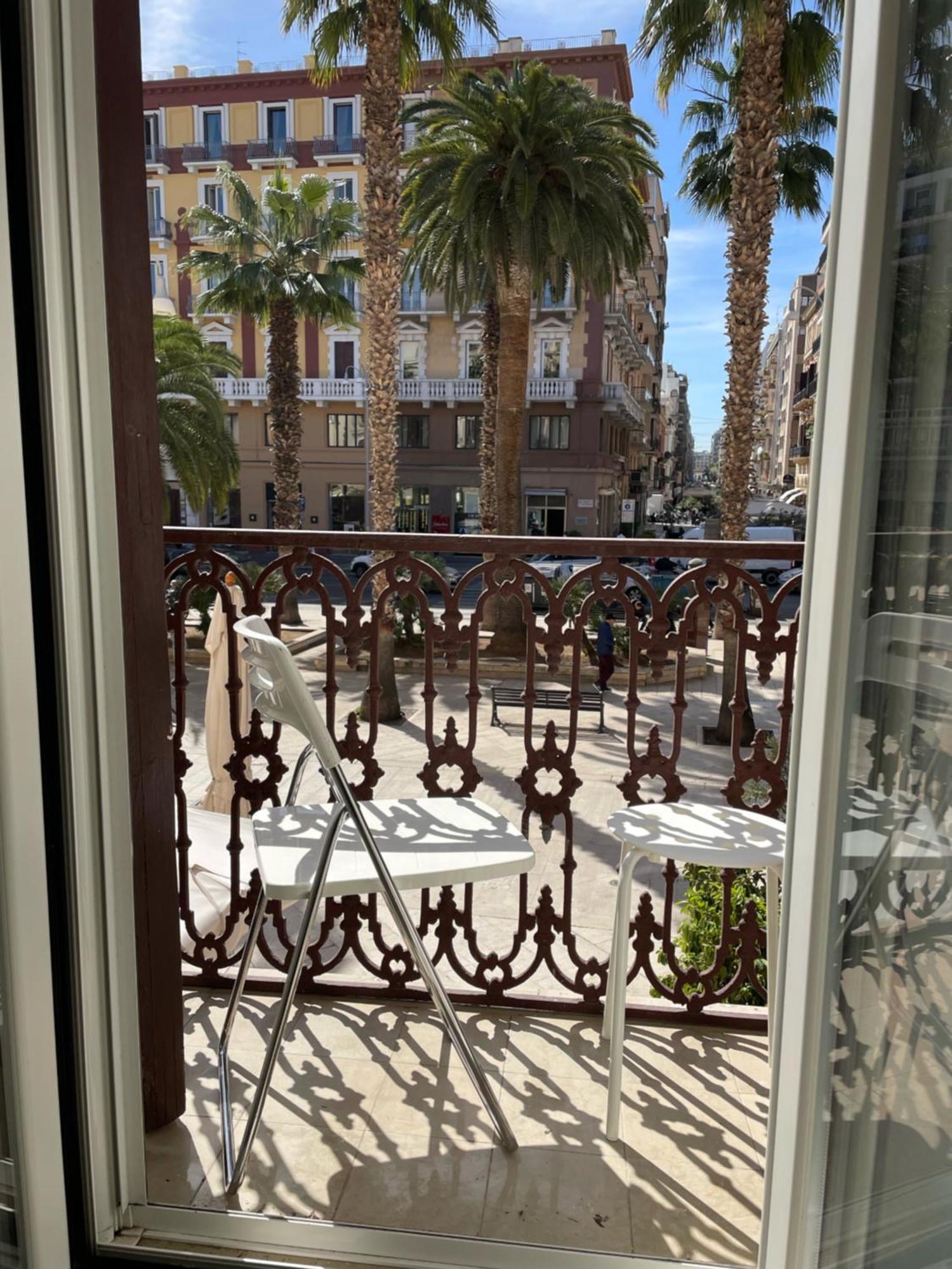 בארי Palm Central House מראה חיצוני תמונה