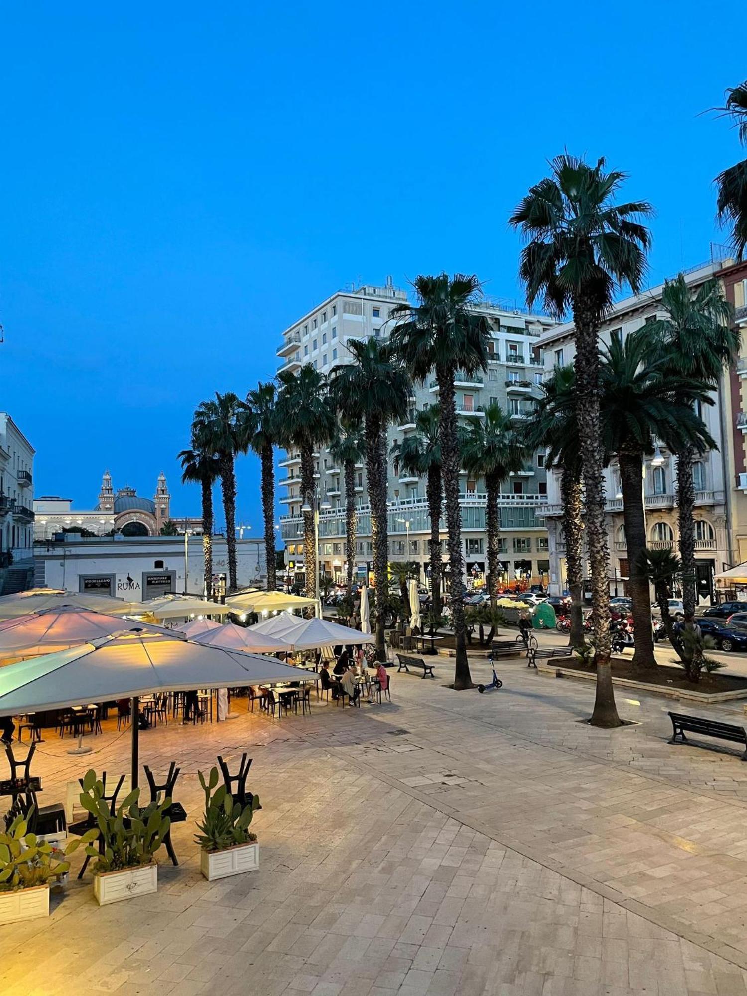 בארי Palm Central House מראה חיצוני תמונה